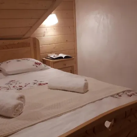 Góralski Na Gubałówce Domek alpejski